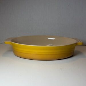 Le Creuset Oval Stoneware Casserole Baking Dish Yellow Ombre 12.5" x 8"